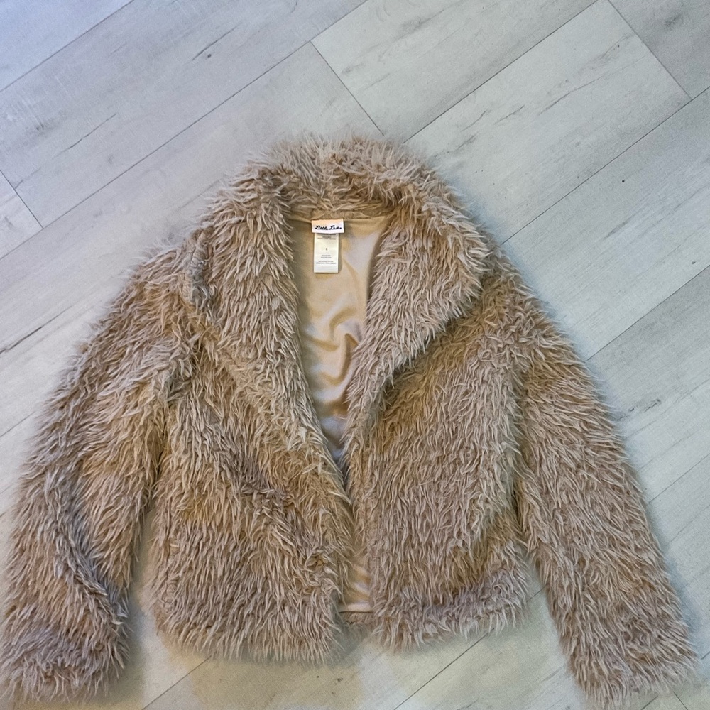 Little Lass Faux Fur Jacket in Tan NWOT‎